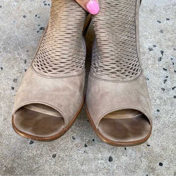 Paul Green Willow Peep Toe Sandal - Picture 8 of 14